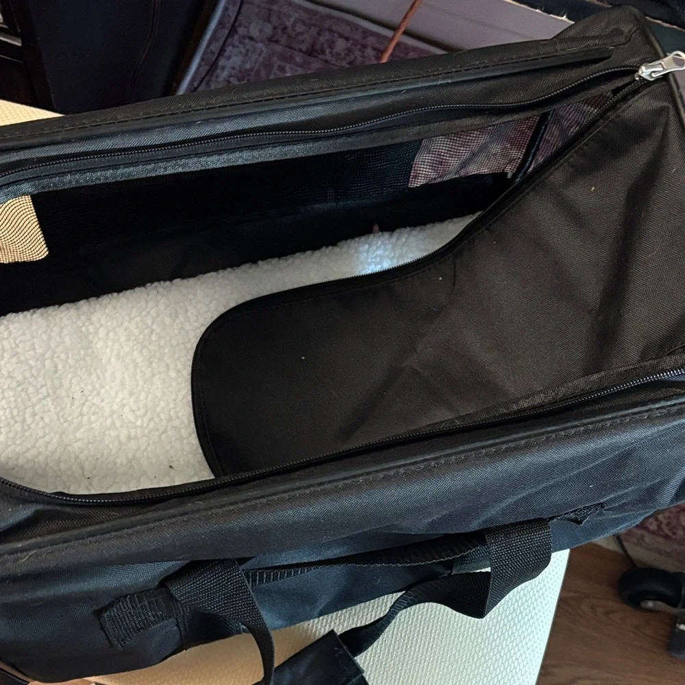Black airline approved Pet Carrier for Dogs